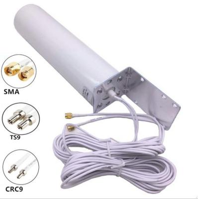 o acesso de Wifi da longa distância 4G aponta a antena exterior de LTE com o conector duplo do slider