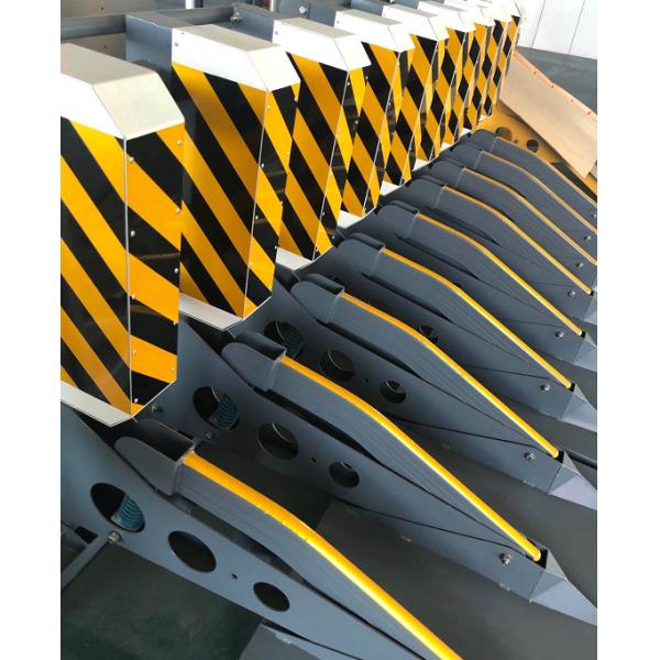 Aluminum Alloy 1144mm Height Road Traffic Barrier