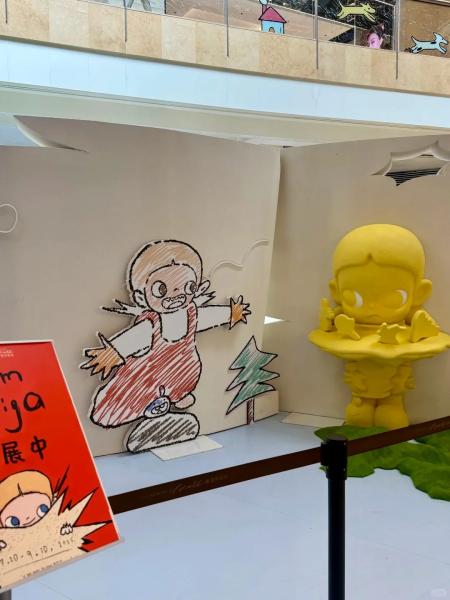 Customized Size Fiberglass Sculpture for Indoor & Outdoor Use with Matte or Glossy Finish