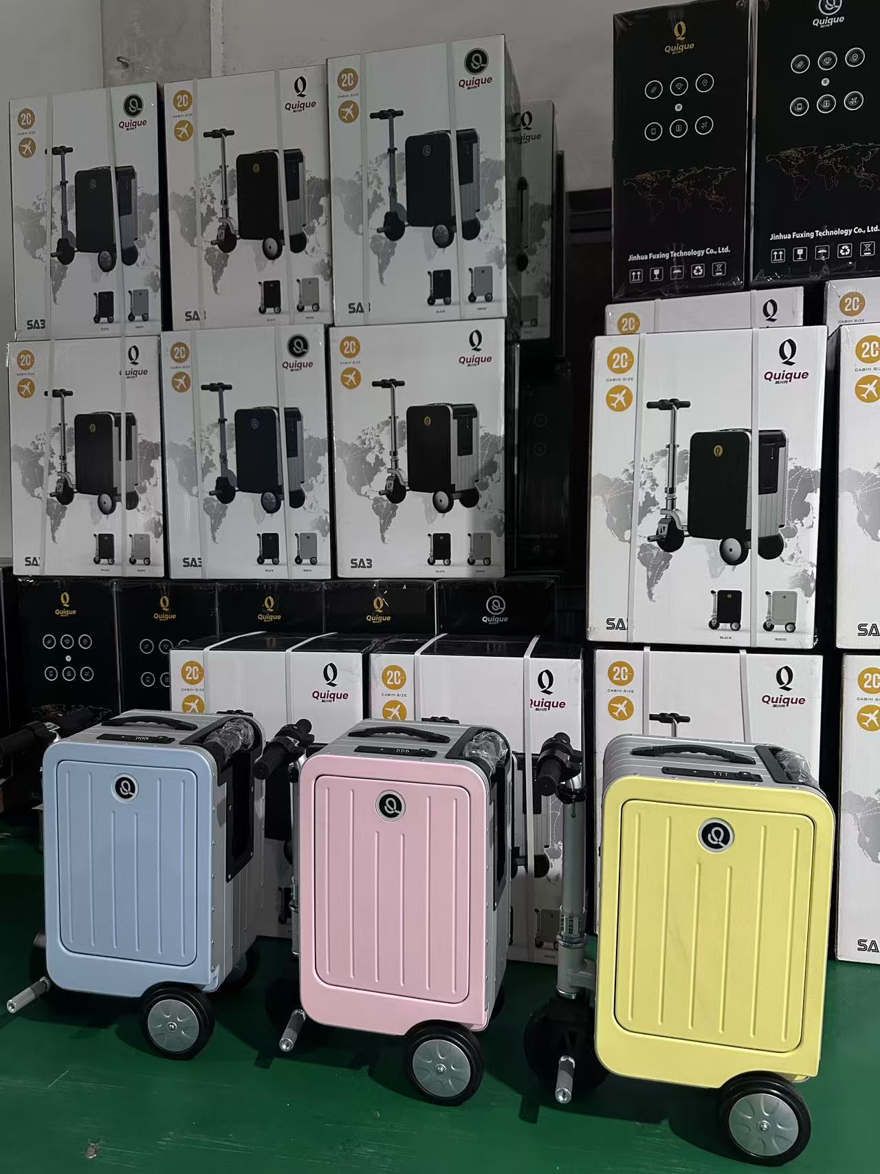 WINLEG Convenient Sports Style Bluetooth G-Manned Remote Control Luggage with Riding Feature