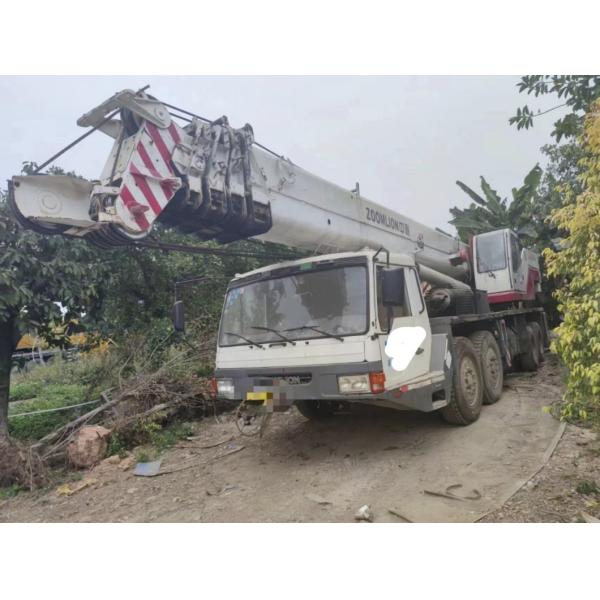 65ton 2010 Zoomlion Truck Crane with 4 Shafts and Folding Design