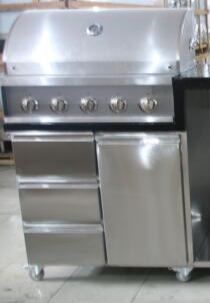 Sliver Color Commercial Kitchen Equipments Gas Grill / 201# Stainless Steel Grill With Cabinet