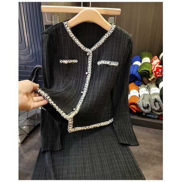 Women's Spring Two-piece Set New Fashionable Bead Pleated High Waisted Skirt