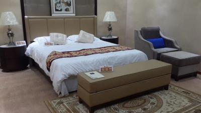 Shangri - La Hotel Style Bedroom Furniture / Contemporary Hotel Furniture