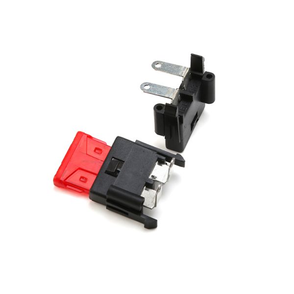 PA66 PCB Mount Blade Fuse Holder with Brass Terminal and Black Finish for Automotive Applications