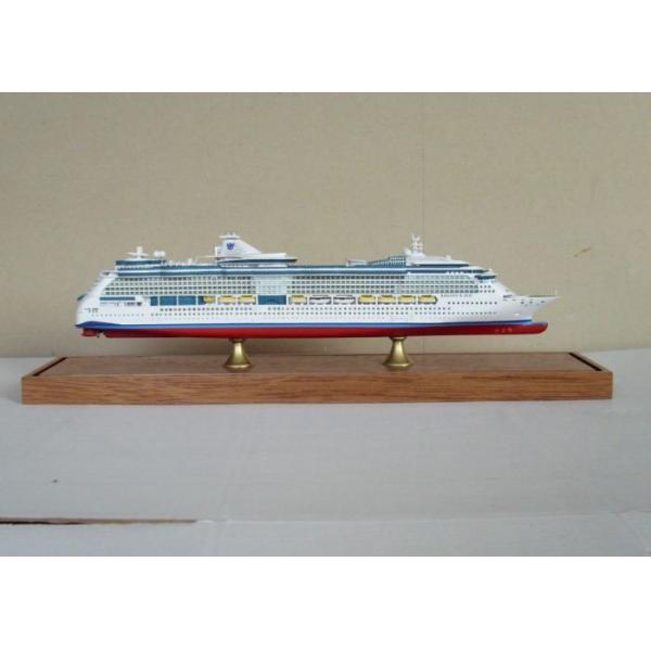 Scale 1:900 Radiance Of The Seas Royal Caribbean Cruise Ship Models , Handcrafte