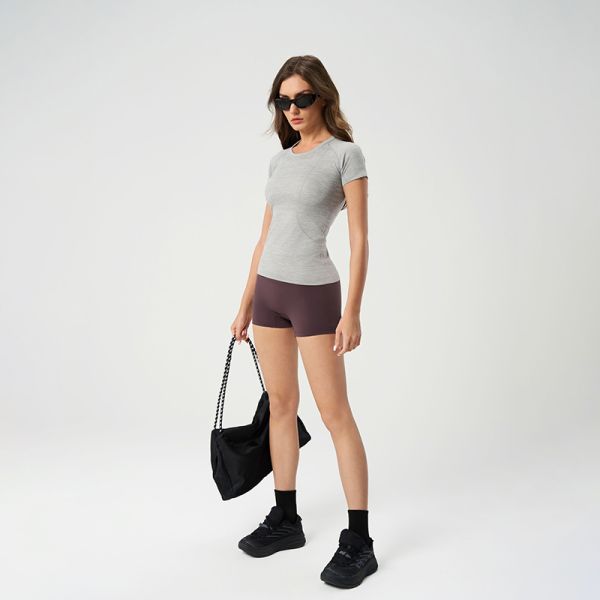 Seamless Women Activewear Tops Breathable Short Sleeve 65% Nylon 35% Polyester