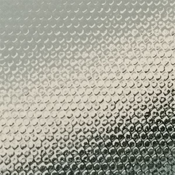 Patterned Solar Tempered Glass CE Certificated Ultra Clear Tempered Glass OEM