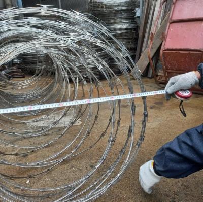 Flat Wrap Welded Bto12 Concertina Razor Wire Mesh Double Coil