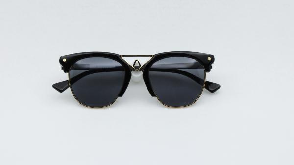 Unisex Mens Womens Sunglasses High quality acetate frame Special bridge designs UV 100% protection Cool Fashion Eyeglass