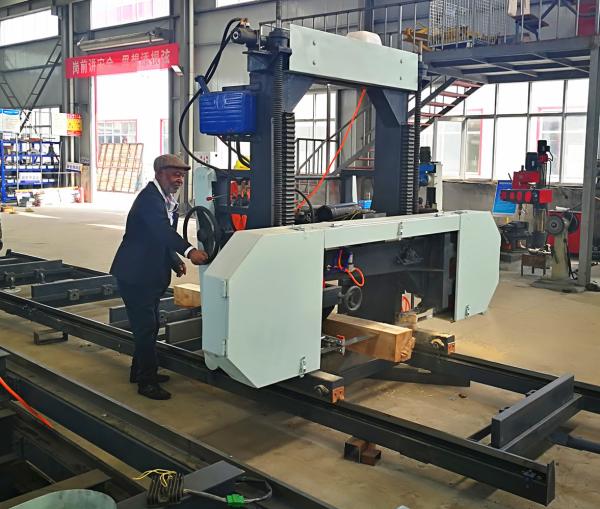 Portable horizontal bandsaw mills diesel wood cutting machine