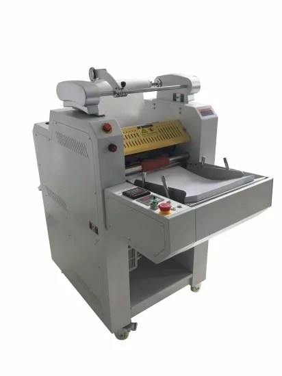 Машина для производства бумажных ламинатов формата ширины EcooGraphix 720mm небольшая с резцами для пользы офиса