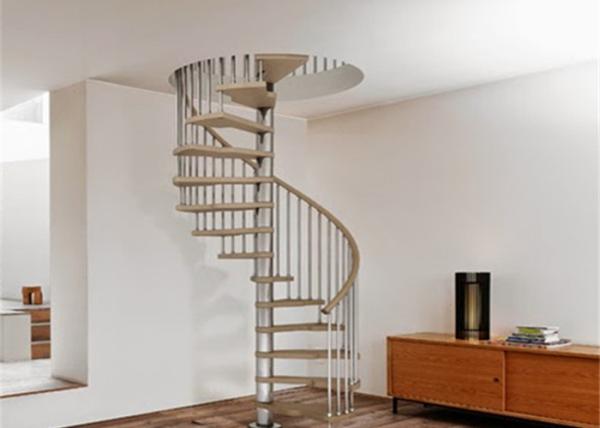 Indoor / Outdoor Custom Spiral Staircase Steel Post With Rod Bar Balstrade