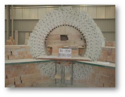 Tijolo especial LZ65 do bom refratário da alumina da resistência de choque térmico amplamente utilizado para a estufa giratória