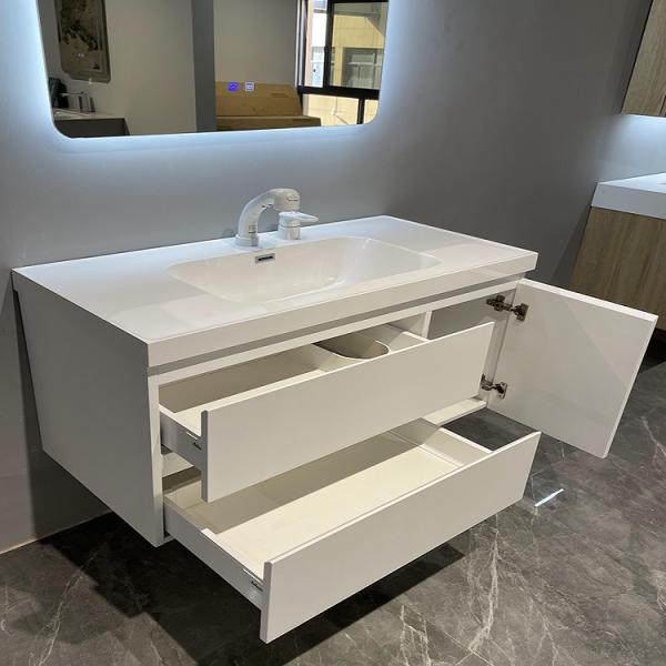 Quartz Stone Countertop Custom American Style Bathroom Vanity with Rectangle Design