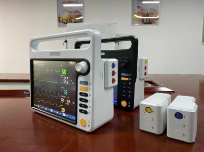 Máquina de monitoramento cardíaco multilíngue com ECG NIBP SPO2 2Temp PR HR