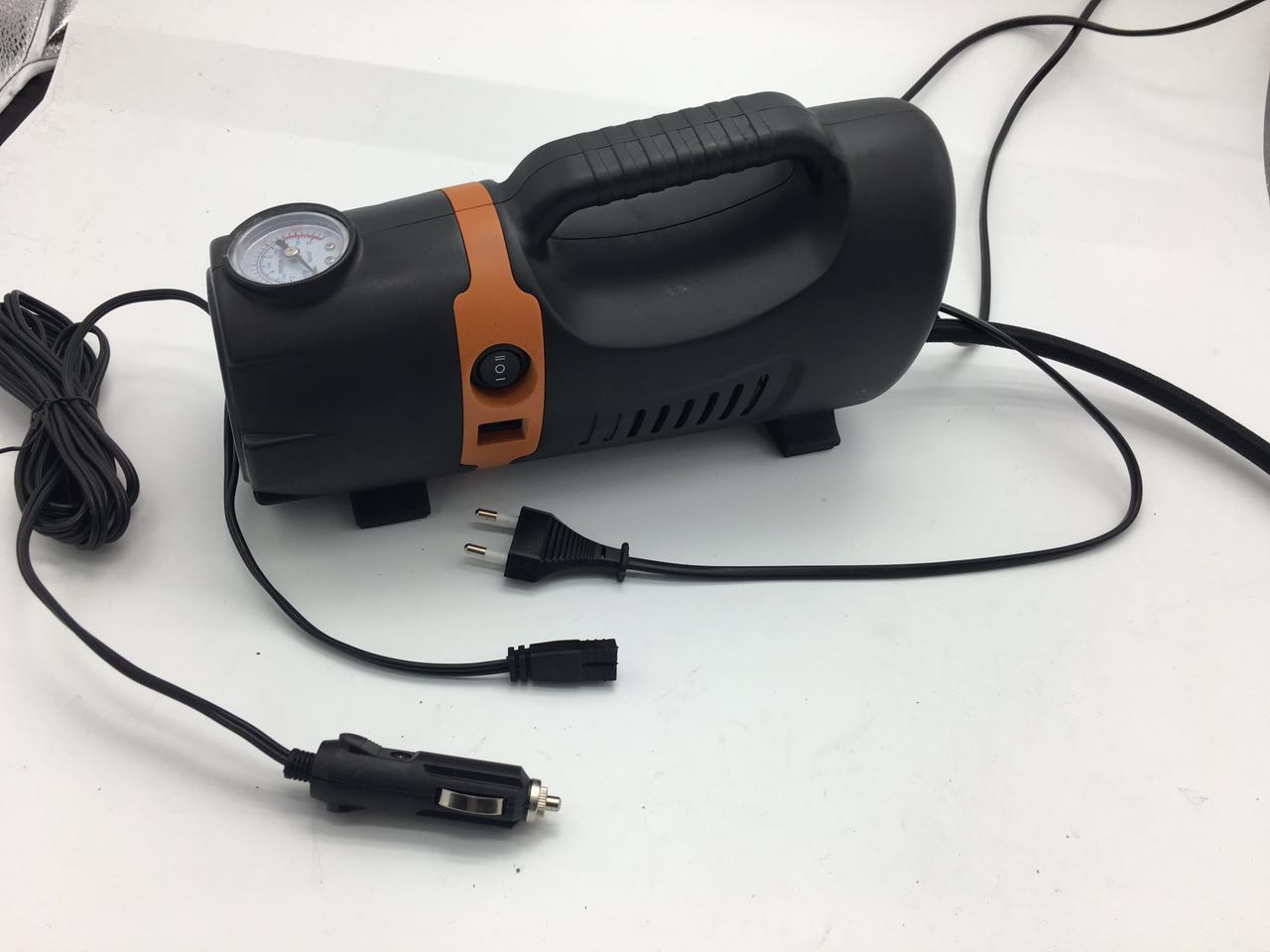 Цвет черноты Ac 220v Dc12v цифров компрессора воздуха автомобиля стиля Fashinal оранжевый