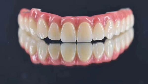 Long Lasting Multi Layered Ceramic Zirconia Crown Adjustable with FDA Certified