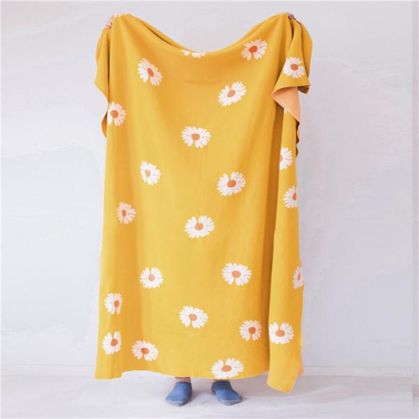 Y-W Luxury Nordic Jacquard Cotton Knit Throw Blanket Solid Pattern Eco-Friendly Sofa and Baby Blanket for Home and Travel