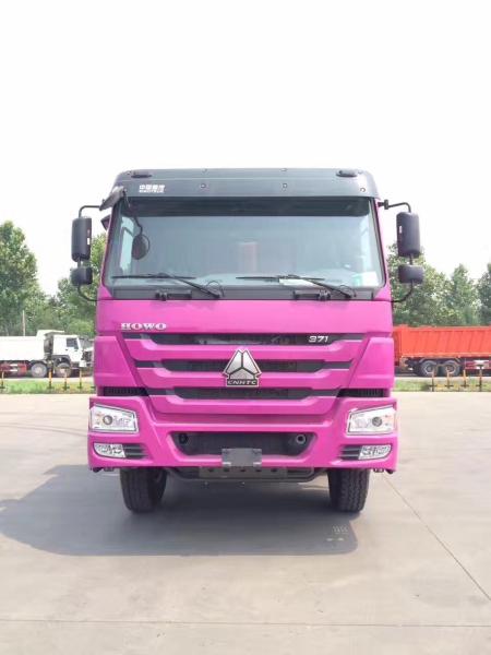 Good Condition Used 6*4 Sinotruck HOWO Mining Tipper Truck White Tire Design Tubeless