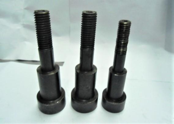 Peças do molde da precisão de JIS um tipo preto químico de aço inoxidável do parafuso de ombro do C