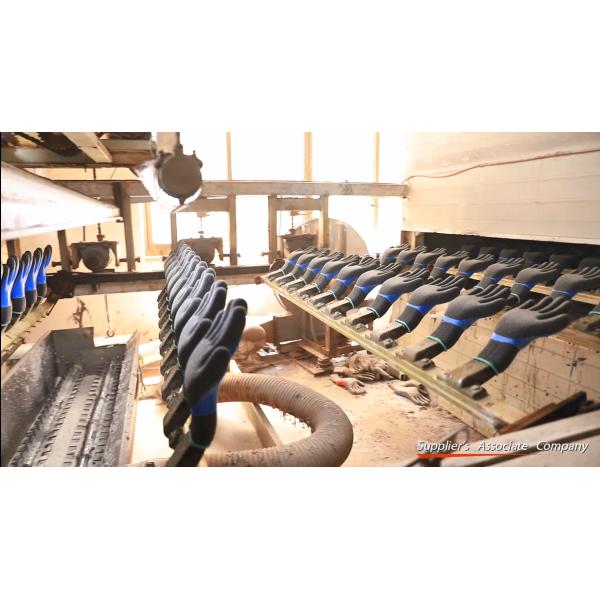 Cut Resistant Level 3-5th Smooth Nitrile Full Palm Coated Gloves N-D144 13G HPPE