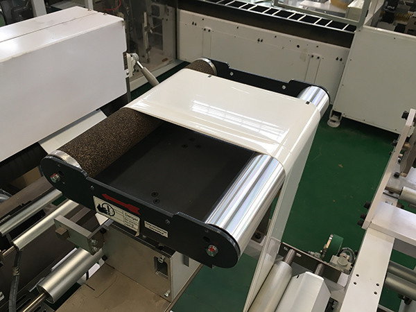 Машина вкладыша Panty упаковки пеленки Gusset стороны ширины сумки ISO 90mm