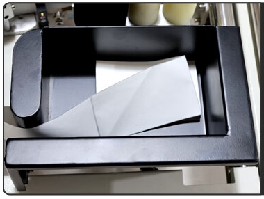 High Speed Automatic Carton Box Labeling Machine Adhesive Sealing Labeler for Sealing
