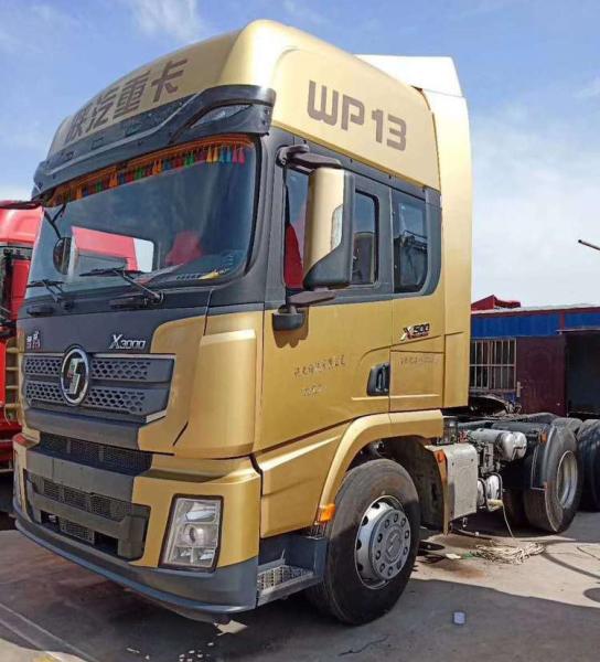 Weichai WP13.500E501 Shacman Tractor Used Heavy Duty Trucks Traction Mass 40 Ton