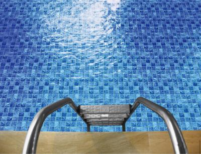 Tuiles de mosaïque de piscine de PRIMERA 306×306mm Mesh Mounted vitré bleu 24kg/box