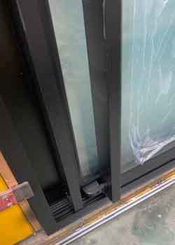Australian Standard 150 Series Heavy-Duty Aluminum Sliding Door with 6063-T5 Alloy and Double-Glazed Tempered Glass