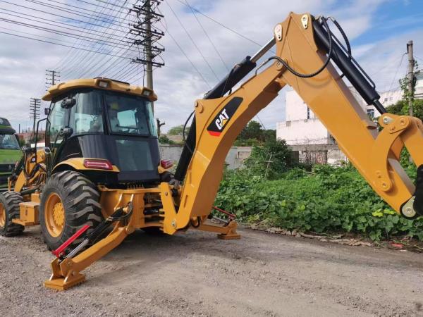 92 KW CAT 420F Backhoe Loader Excavator in United States with Excellent Performance
