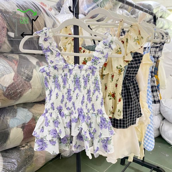 Mixed Size Used Tie On Top Dress Skirt Patterned Second Hand Sling Clothing