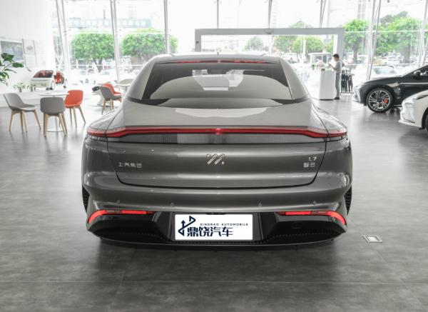 Smart Sport Automotive IM Carro elétrico IM L7 675Km EV Sedan 2023 Carro novo