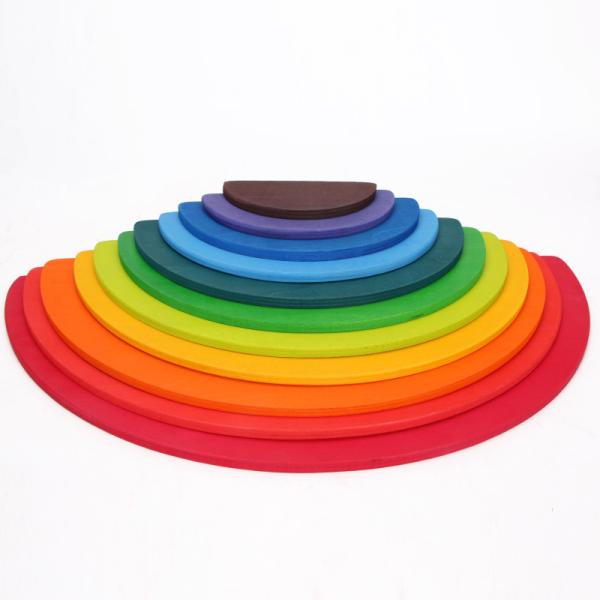 Blocs constitutifs en bois Toy Creative Educational d'arc-en-ciel de Brown 18cm