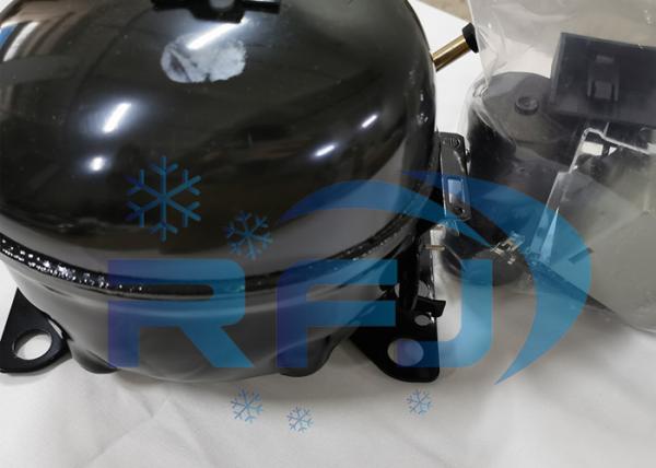 CAJ4517Z Piston Compressor Refrigeration Compressor R404A 220-240V-1-50Hz