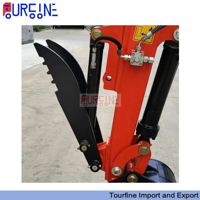MIni Crawler Excavator 2 Ton 0.07 CBM Bucket Small Excavator For Farm Construction