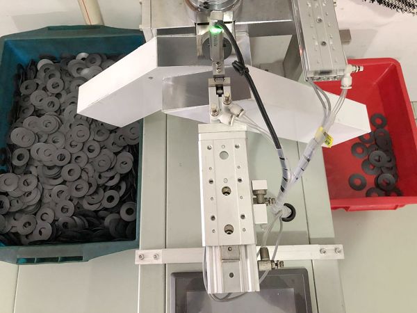 Кольцо 100% PTFE испытало обойденный поршень амортизатора удара с твердостью берега d
