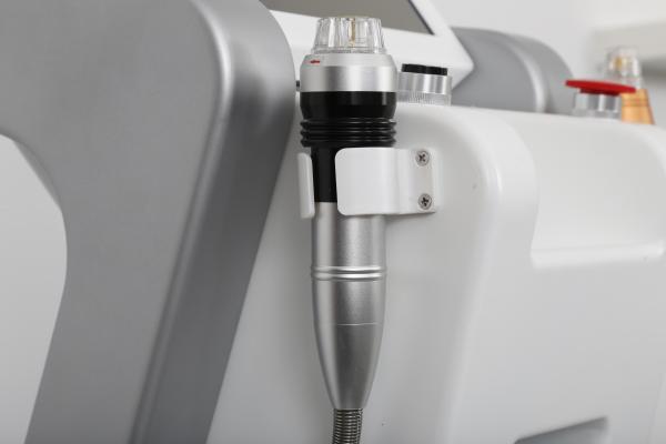 Vertical equipment Fractional RF microneedle / anti-aging fractional rf face lift machine
