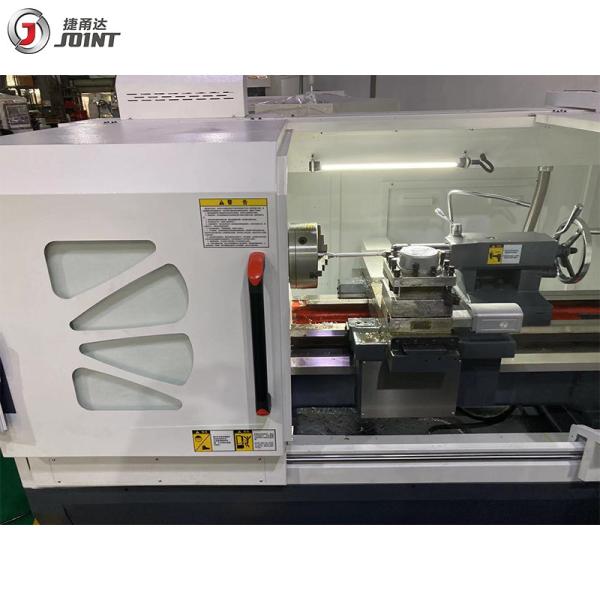 Máquina horizontal Chuck Metal Cut Turning Machine manual do torno do CNC da cama lisa