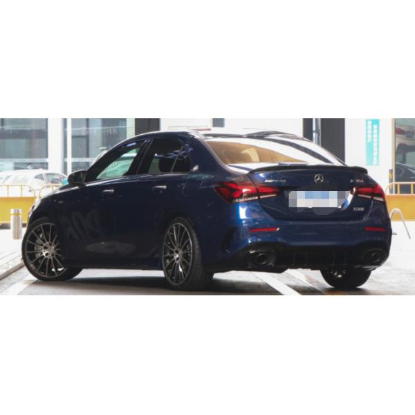 Класс AMG Benz a небольшая машина седана 2022 мест двери 5 года 35L 4MATIC 4