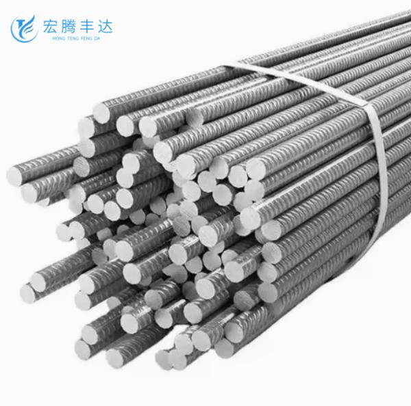 HRB335 Barres d'acier renforcées déformées Prix Chine Fournisseur 16mm 17mm Barre déformée