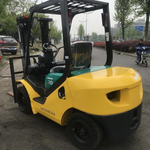 Komatsu 16 Series 3-Ton 4-Meter Lifting Height Used Diesel Forklift for High-Intensity Logistics Handling
