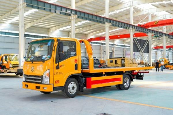 Dayun QuanChai Engine 132 Horsepower Board Length 5.2 Meters ,3 Tons Rear Support Arm, 4 Tons Hoist ,wrecker Truck