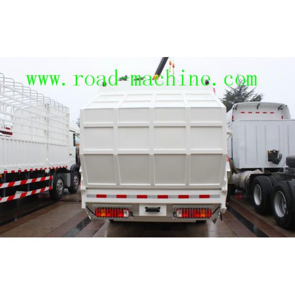 Sinotruck Howo 4 x 2 8L 8-12m3 Compacted Garbage truck Recycling Type