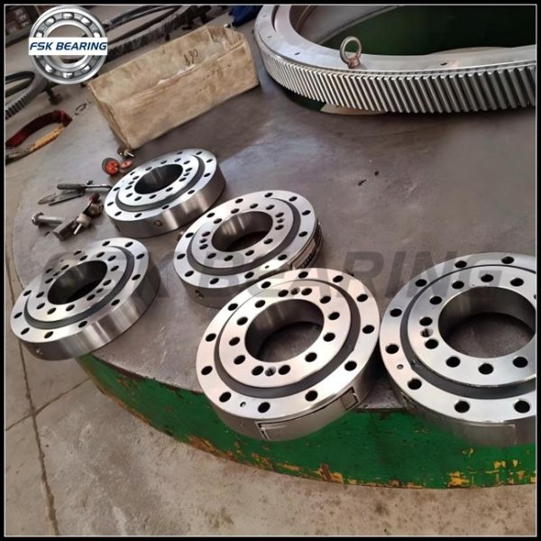 FSK 010.13.178 Four Point Contact Ball Slewing Bearings Small Slewing Support Without Teeth