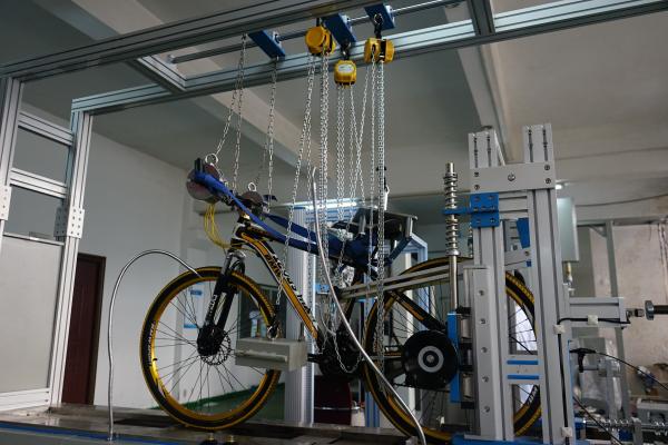 Trave máquinas de teste dinâmicas da estrada da simulação da máquina/bicicleta de teste dos carrinhos de criança EN14764