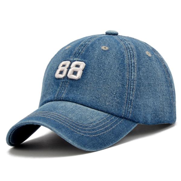 ODM White Black 5 Panel Baseball Cap Custom Logo Cotton Covering Tapes