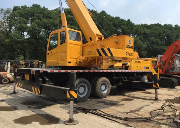 Em segundo guindastes móveis XCMG 25T QY-25K de mão para a pintura original da construção