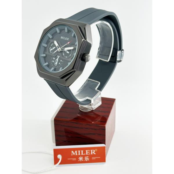 Casual Men's quartz Watches Minimalist Stick Needle Scale Three Eye Six Needle Waterproof men's quartz Watch